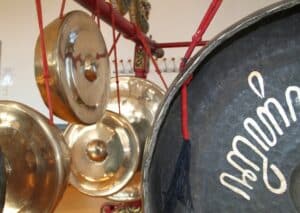 les gongs du gamelan javanais